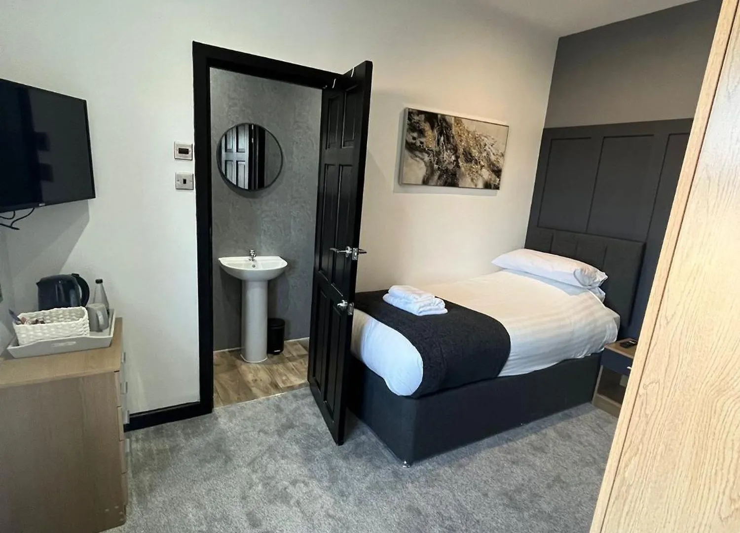 Woodhouse Hotel Fully Refurbished Quiet Family Hotel No Stag Or Hens All Will Be Refused On Checkin Blackpool